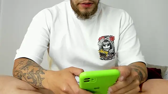 Beard xox online show from 01.08.25