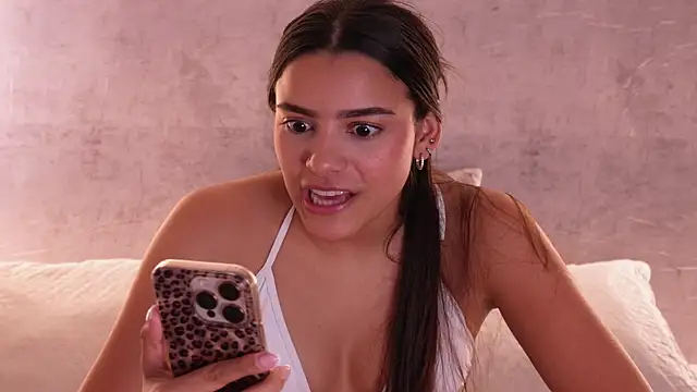 Nicky and Blake online show from 10.28.25