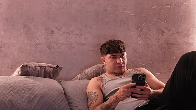 Nicky and Blake online show from 11.12.25