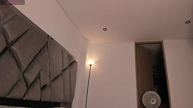 samaay07  online show from 04.12.26