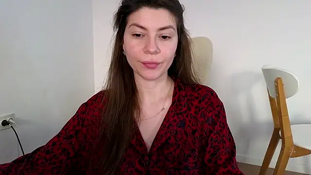 Jullyenn3 online show from 03.08.25