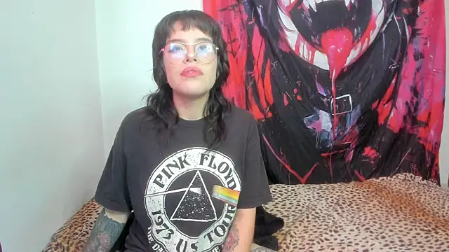 Lucyfx666 online show from 12.02.25