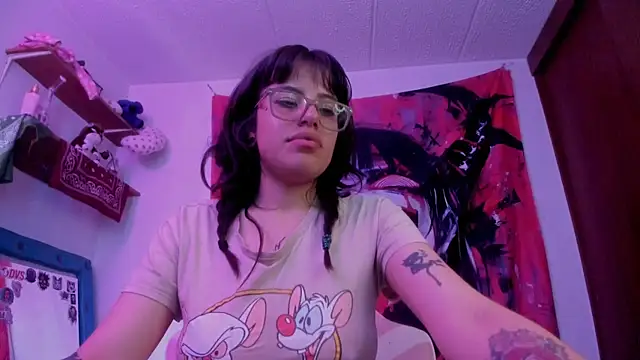 Snapshot of Lucyfx666 chatting on 05.26.26 Lucyfx666 online show from 05.26.26