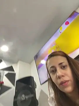 AnnbellaRosse online show from 02.15.25