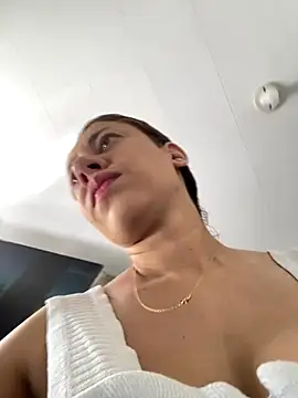 AnnbellaRosse online show from 09.25.25