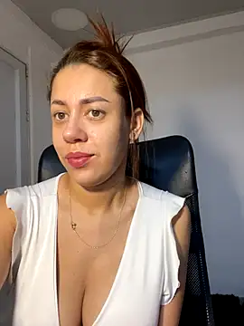 AnnbellaRosse online show from 09.30.25