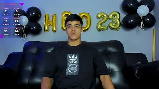 Snapshot of Rob_saenz_ chatting on 09.11.25 Rob saenz online show from 09.11.25