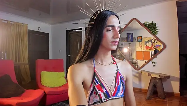 CharlotteLauren online show from 10.18.25