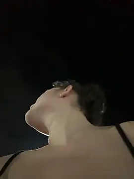 Snapshot of eva_y_marcelo chatting on 11.14.25 eva y marcelo online show from 11.14.25