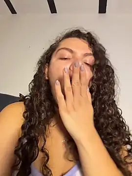 Snapshot of eva_y_marcelo chatting on 04.24.26 eva y marcelo online show from 04.24.26
