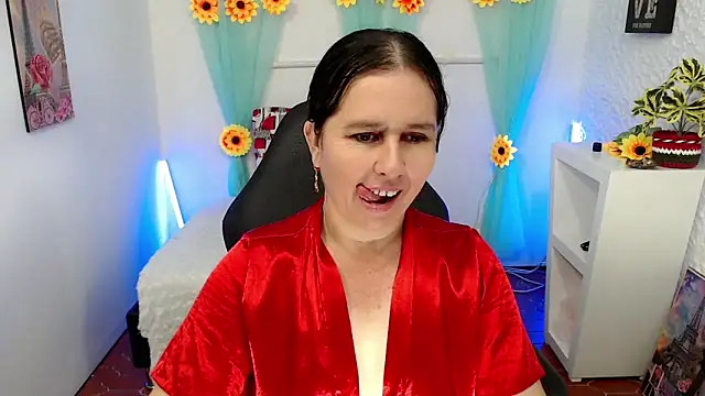 victoria jones online show from 02.08.25