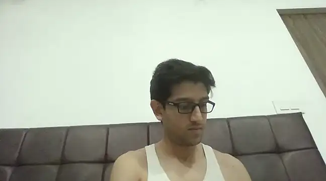 Snapshot of arjun_077 chatting on 12.17.24 arjun 077 online show from 12.17.24