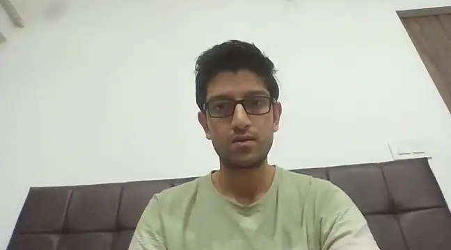 Snapshot of arjun_077 chatting on 12.19.24 arjun 077 online show from 12.19.24