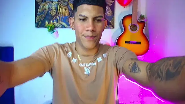 Damian latinxxx online show from 02.15.25