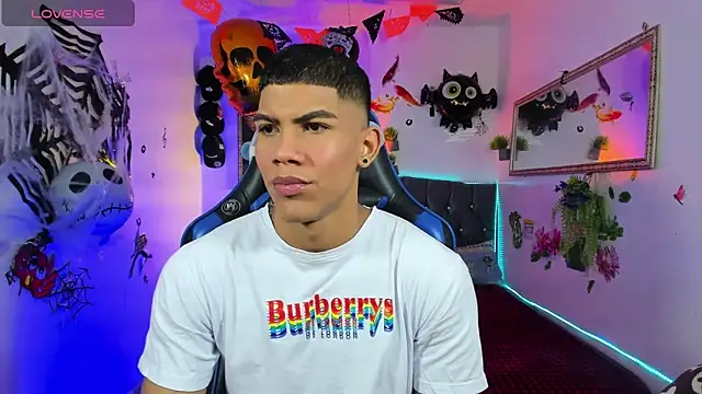 Damian latinxxx online show from 10.15.25