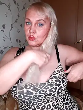 IsabellaBoni online show from 11.29.25