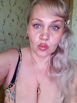 IsabellaBoni online show from 06.02.26