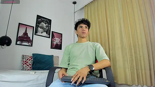 Santy carrington online show from 12.21.24