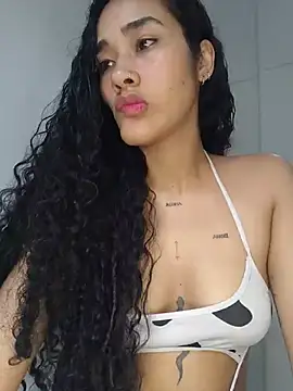 Snapshot of jaderossxx chatting on 07.04.26 jaderossxx online show from 07.04.26