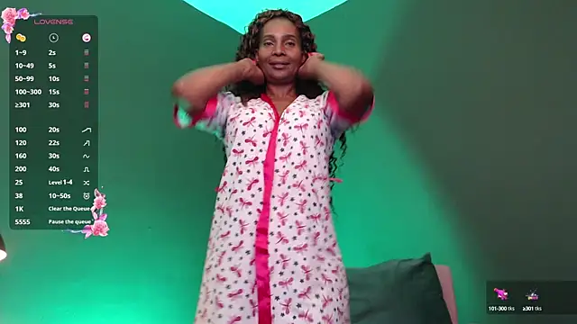 Snapshot of amara_bss_ chatting on 01.11.25 amara bss online show from 01.11.25