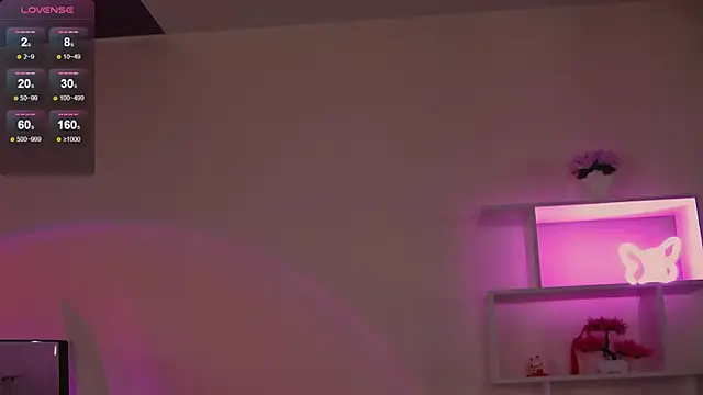 Snapshot of nik0le_ chatting on 01.09.25 nik0le online show from 01.09.25