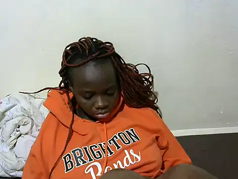 Snapshot of Thicky_kyla chatting on 11.26.25 Thicky kyla online show from 11.26.25