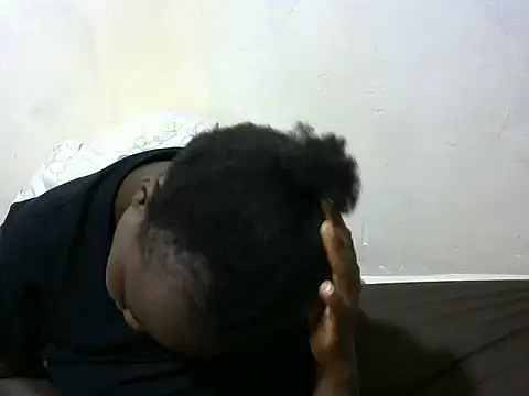 Snapshot of Thicky_kyla chatting on 01.13.26 Thicky kyla online show from 01.13.26