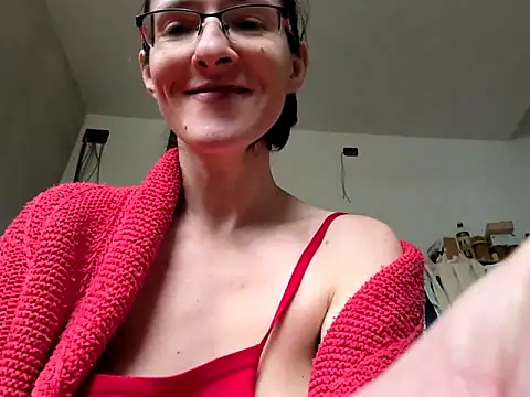 Milky hairy mommy online show from 02.13.25