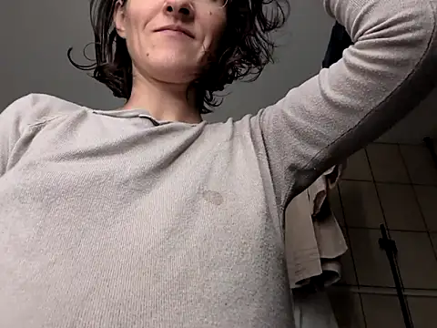 Milky hairy mommy online show from 09.29.25