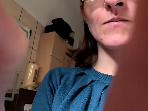 Milky hairy mommy online show from 10.01.25