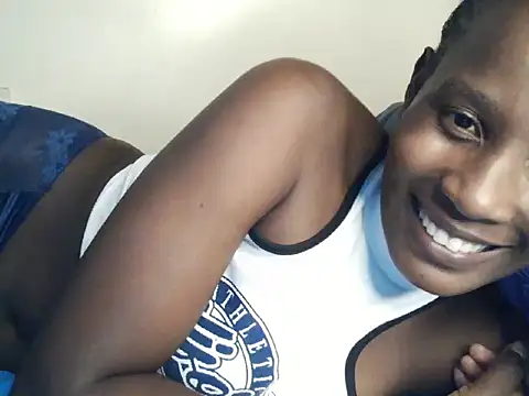 Snapshot of juiccypussy chatting on 06.24.26 juiccypussy online show from 06.24.26