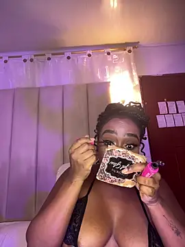 Britanymooree online show from 03.18.26