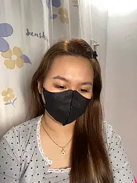 Odette68 online show from 12.19.24