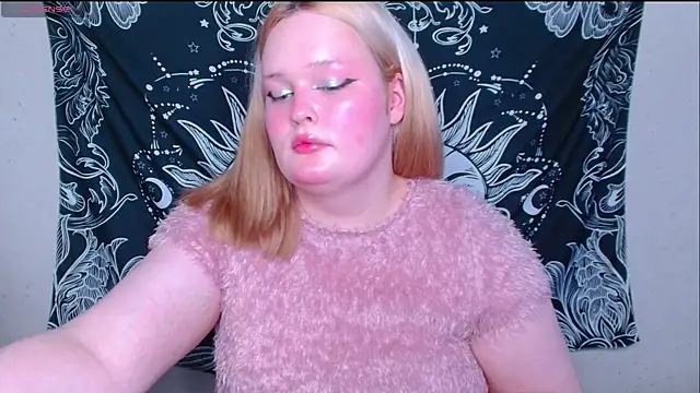 Snapshot of rozzhaos8 chatting on 03.02.26 rozzhaos8 online show from 03.02.26