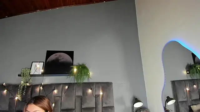 Snapshot of AbbyWathson chatting on 05.19.26 AbbyWathson online show from 05.19.26