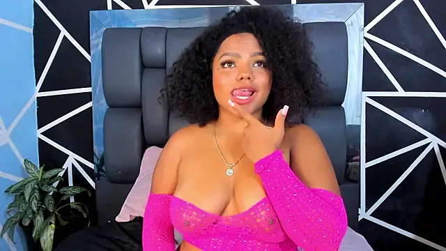 Adams Cloe online show from 03.11.25