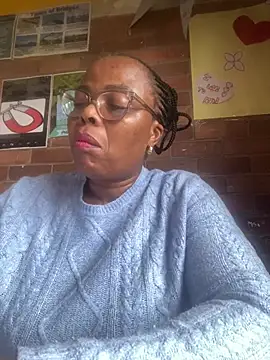 Nomthie online show from 03.21.26