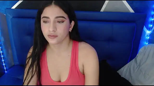 cherry modelx  online show from 10.02.25