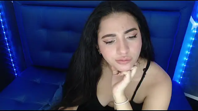 cherry modelx  online show from 10.09.25