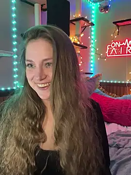 mirannacult online show from 12.15.24