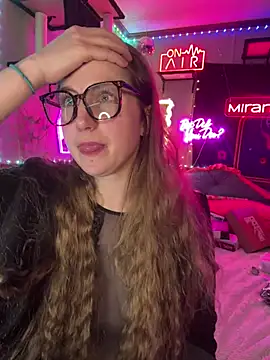 mirannacult online show from 12.24.24