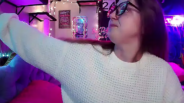 mirannacult online show from 01.17.25