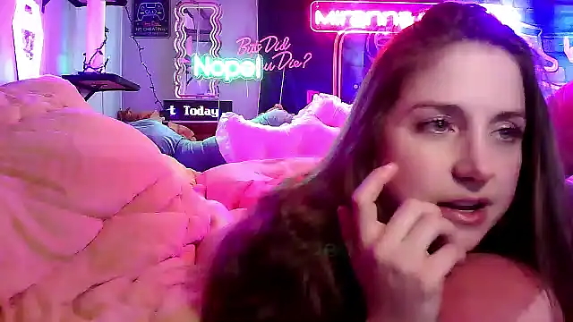 mirannacult online show from 02.24.25