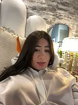  MadiLee  online show from 12.04.24