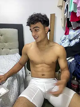 Snapshot of Mentriplex chatting on 12.22.24 Mentriplex online show from 12.22.24