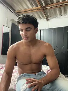 Snapshot of Mentriplex chatting on 01.09.25 Mentriplex online show from 01.09.25