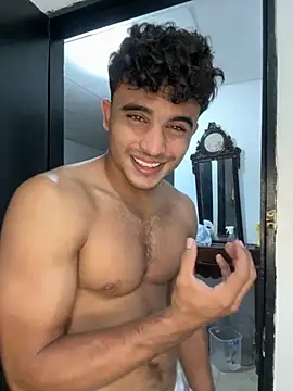 Snapshot of Mentriplex chatting on 10.19.25 Mentriplex online show from 10.19.25