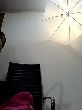 Michelle Brito1 online show from 02.17.25