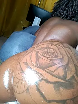 Hugemassivebootie online show from 10.30.25