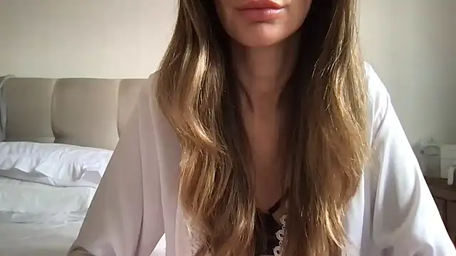 paolajonez online show from 12.20.24